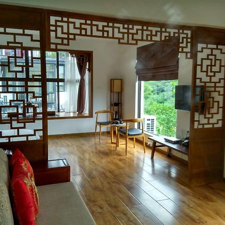 The Flower Hotel Guilin Exterior photo