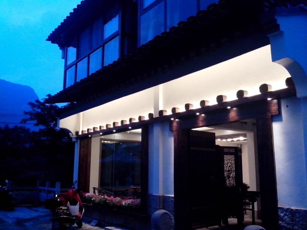 The Flower Hotel Guilin Exterior photo